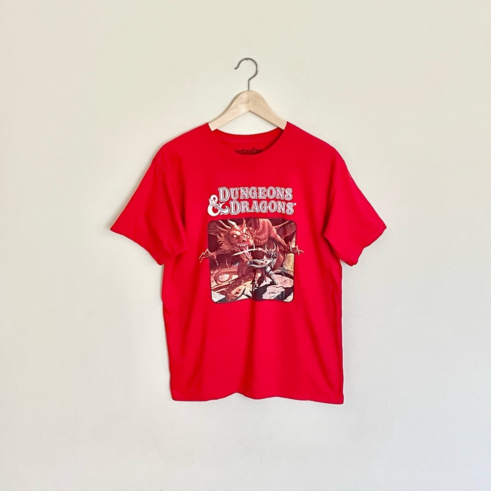 Dungeons & Dragons Retro 1983 Players Manual Graphic Red T Shirt Adult Sz Small